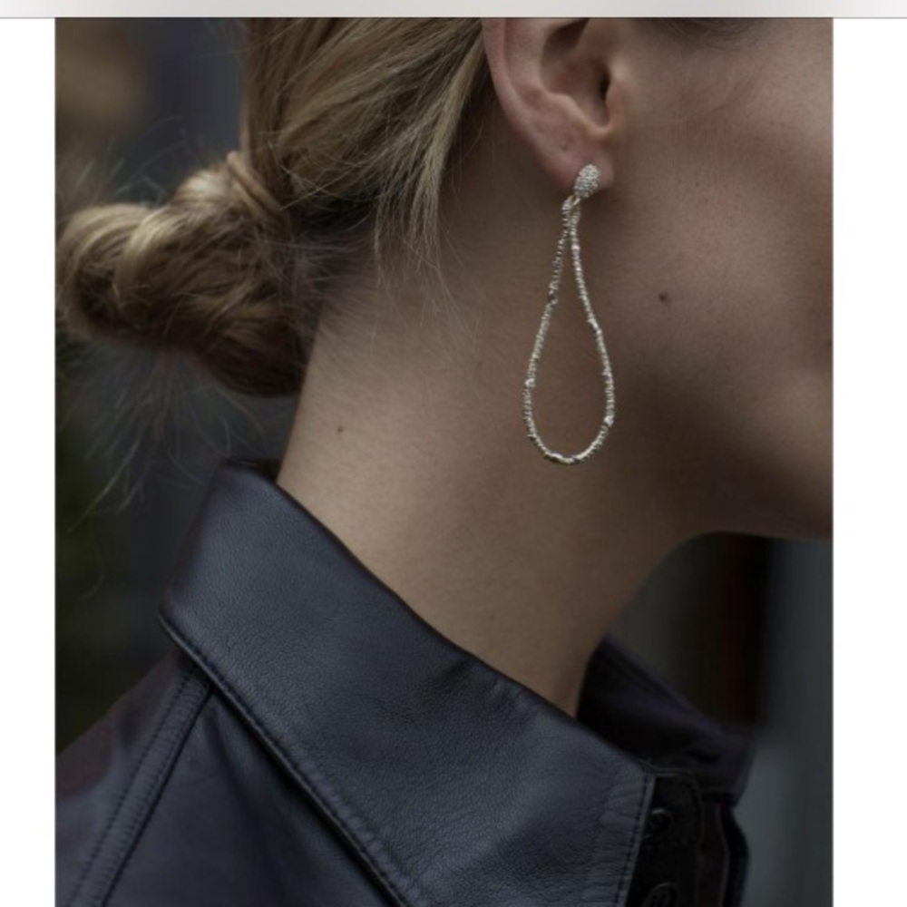Alexis Bittar Lightweight Thorny Lace Pavé Crystal Twisted Sculptural Earring - Picture 12 of 16